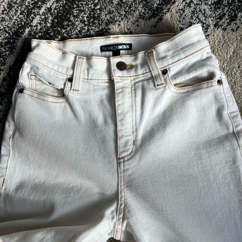 Fashion Nova Split jeans (tall)